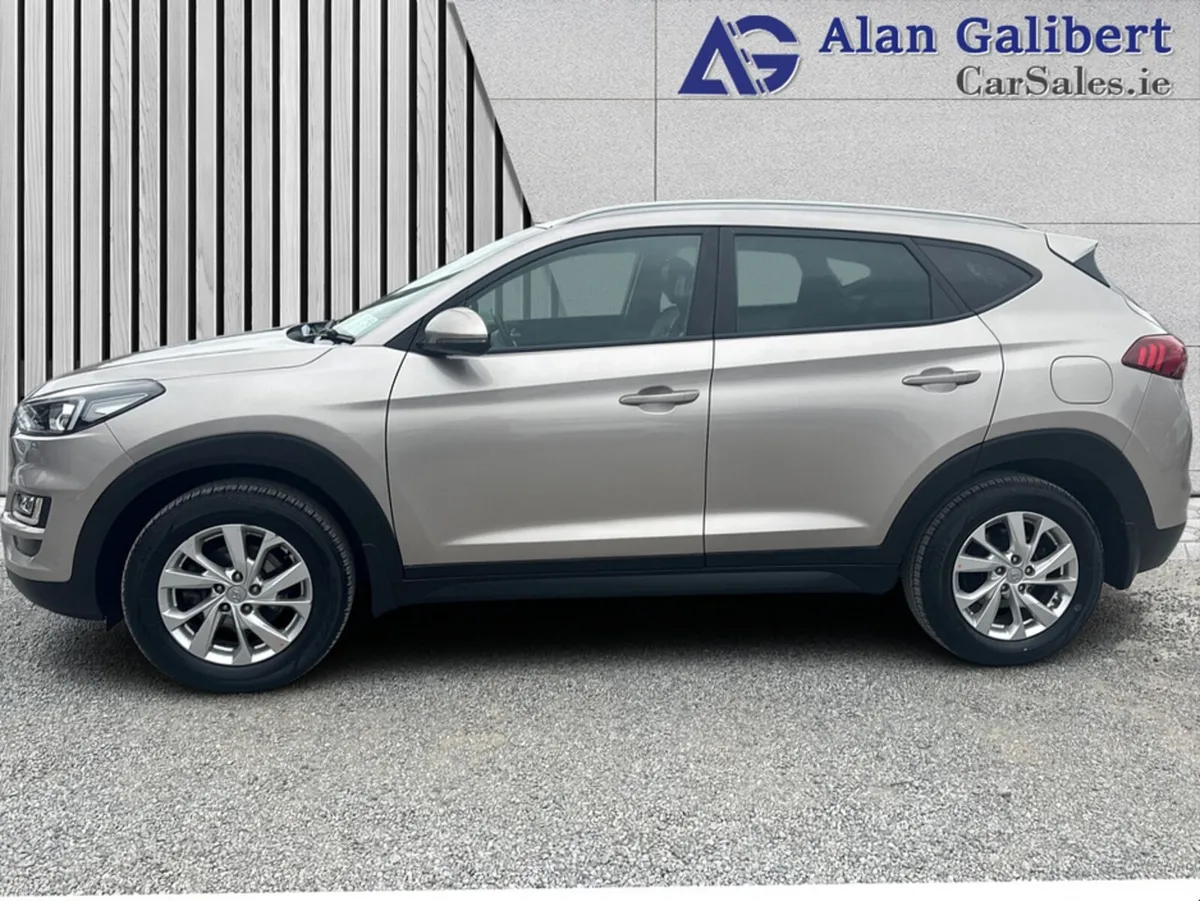 Hyundai Tucson 1.7 Diesel EXECUTIVE - Image 5