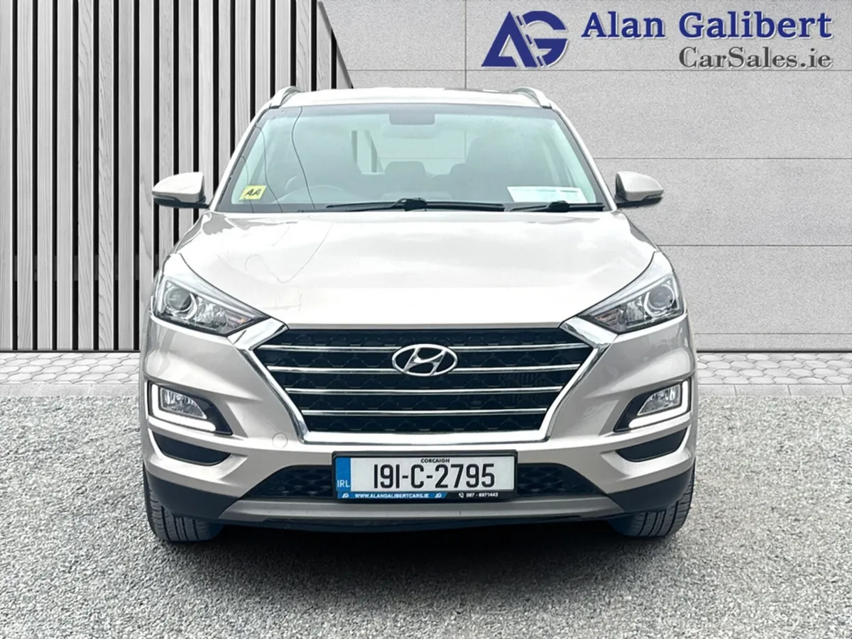 Hyundai Tucson 1.7 Diesel EXECUTIVE - Image 4