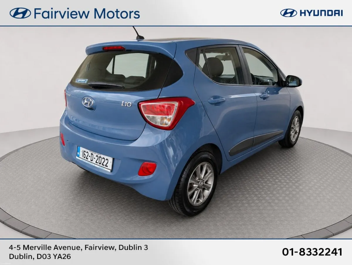 Hyundai i10 DELUXE AUTOMATIC - Image 2