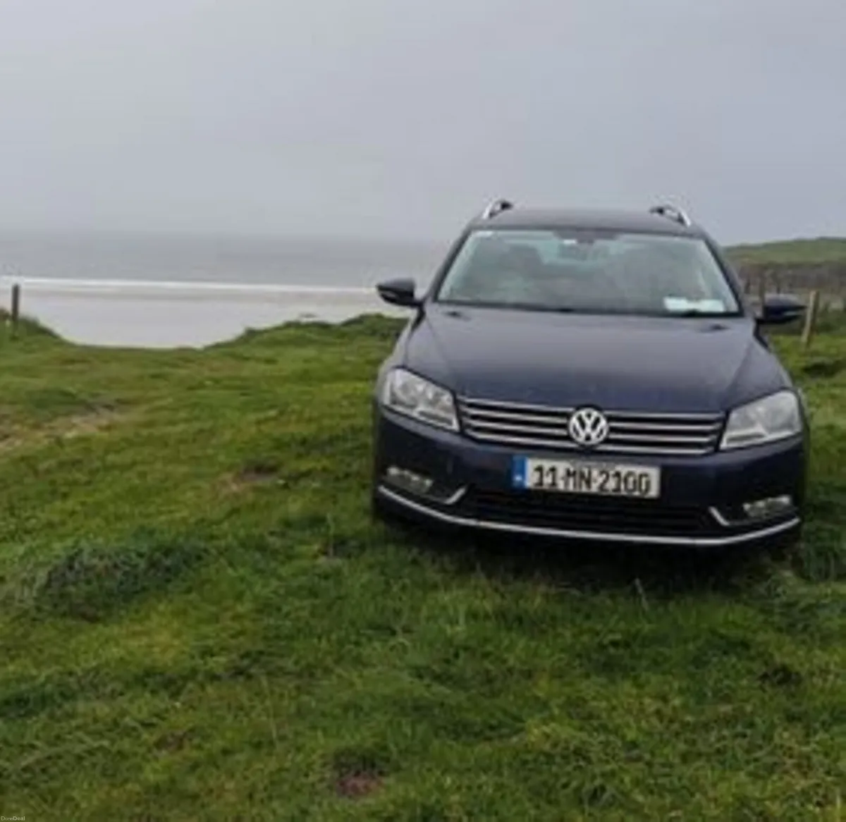 Volkswagen Passat 2011 - Image 4