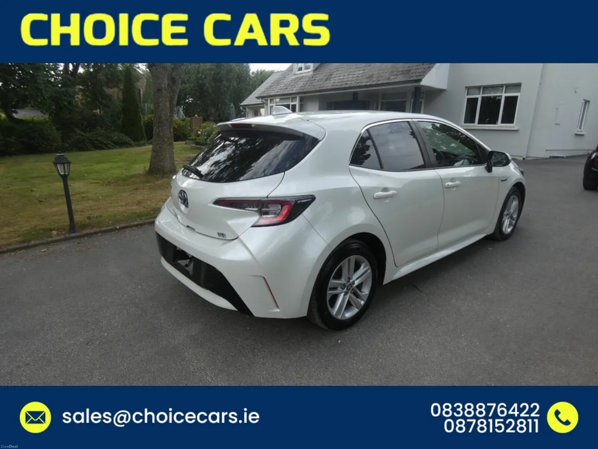 Toyota Corolla 1.8 AUTO HYBRID - Image 5