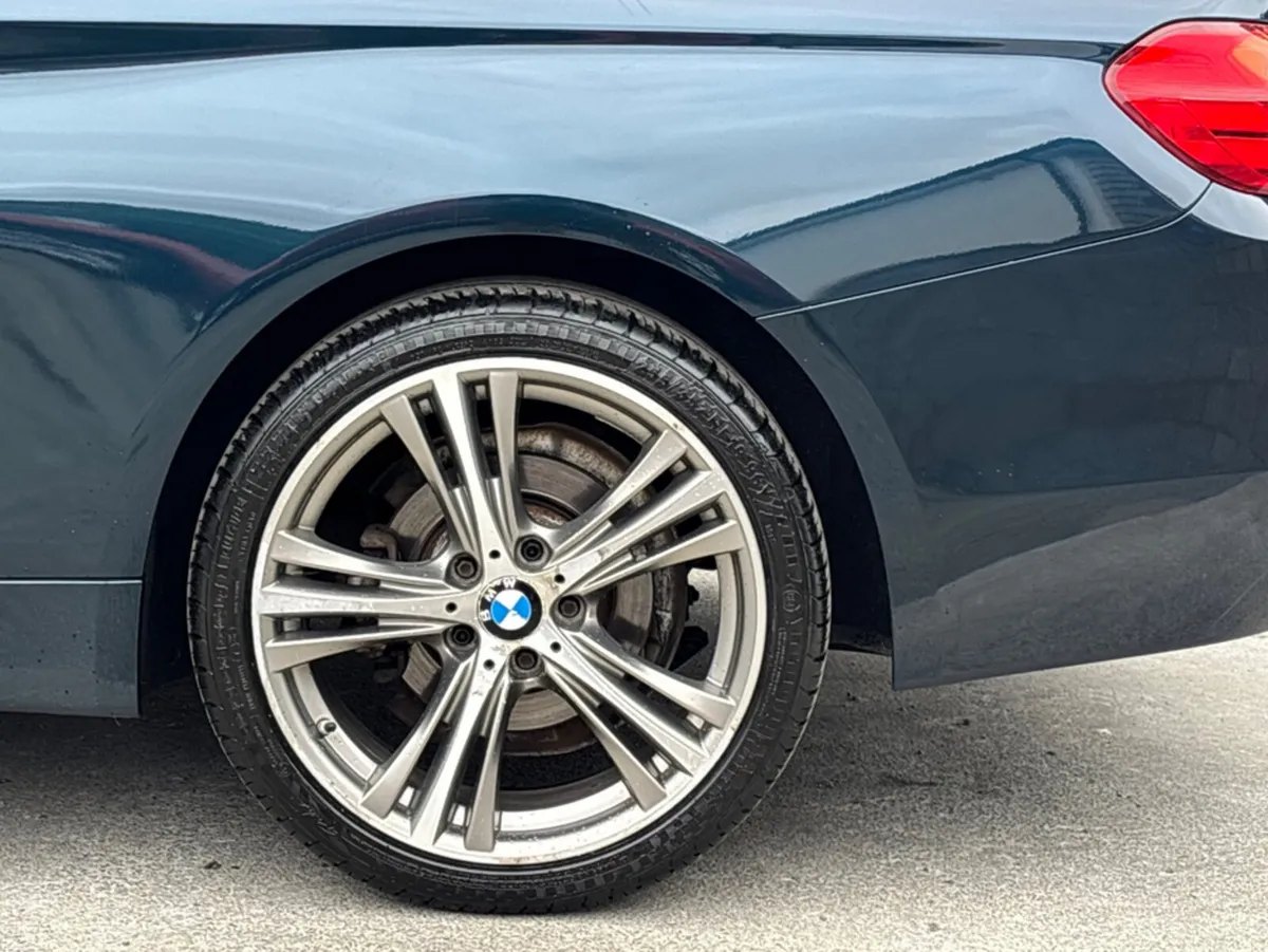 BMW 4-Series COUPE AUTO XDRIVE SPORT - Image 3