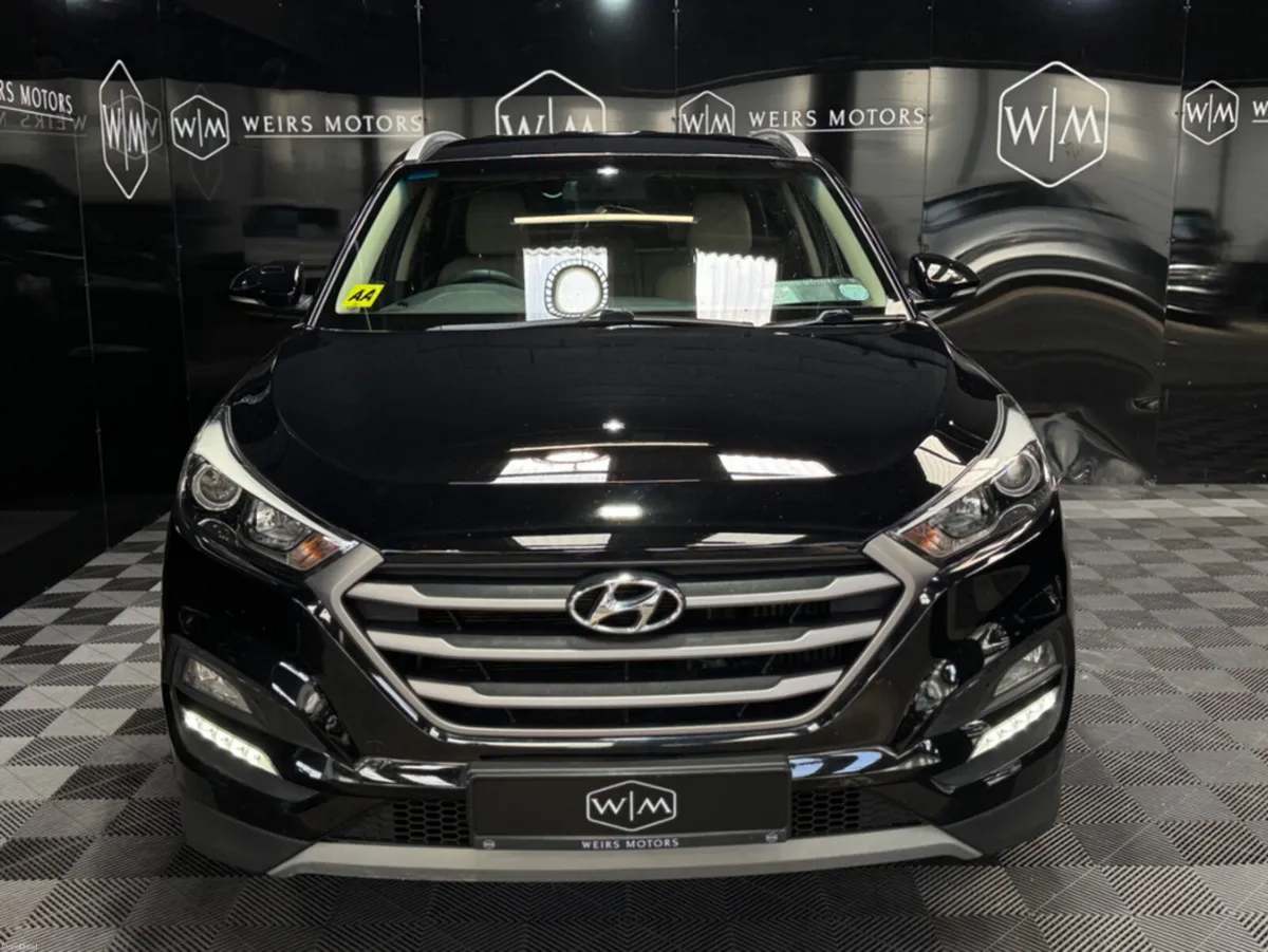 Hyundai Tucson 1.7 EXECUTIVE SE ONE OWNER FULL LEA - Image 4