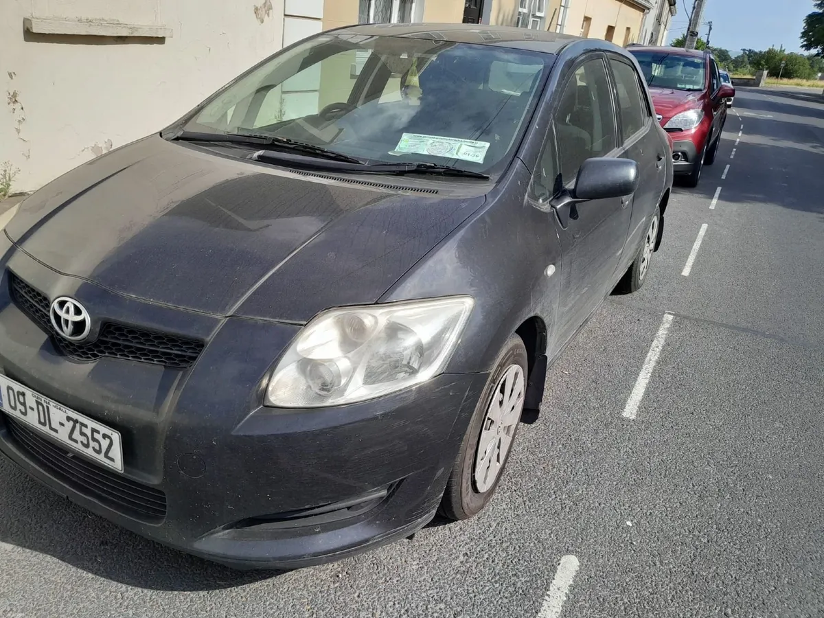 2009 Toyota Auris - Image 2