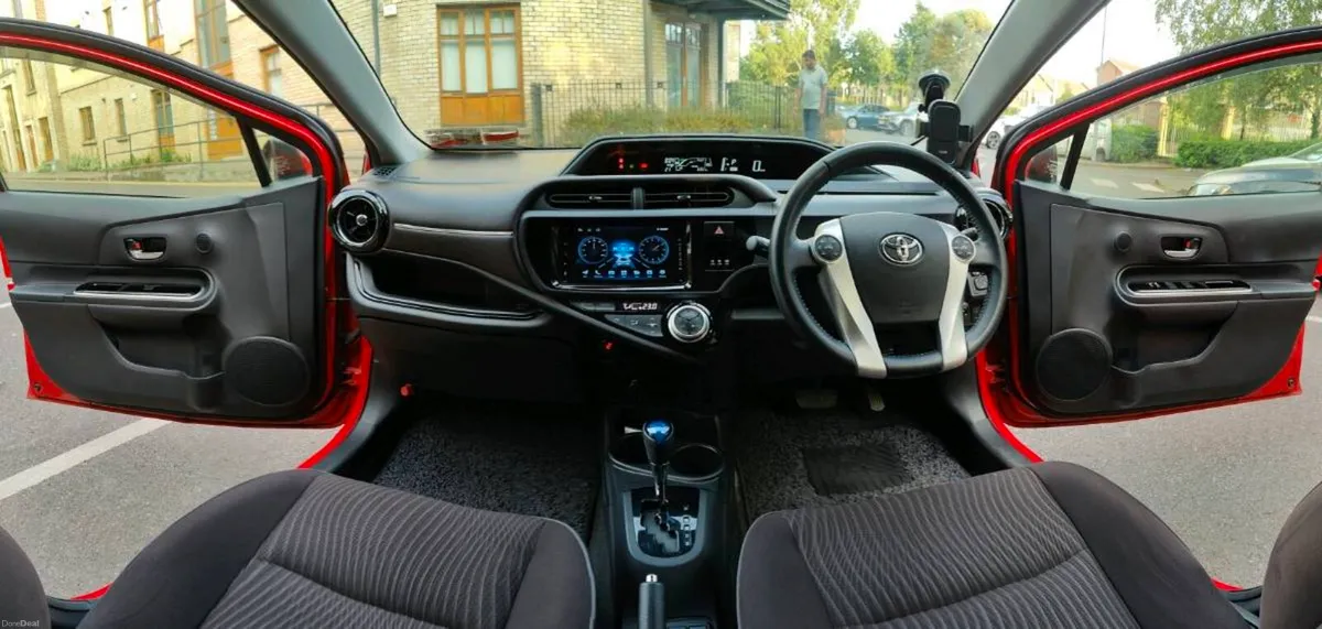 2016 Toyota Aqua |  Grade 4 | Cruise Control - Image 3