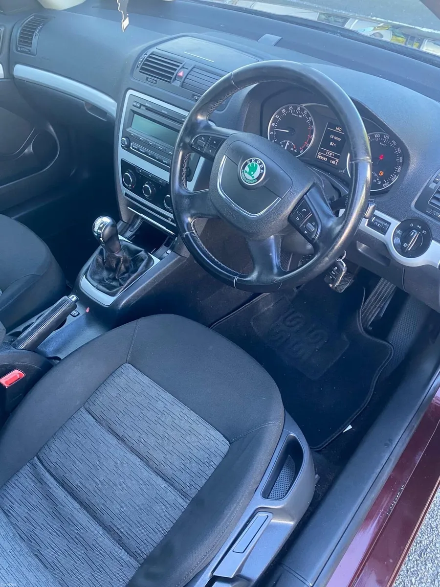 2010 Skoda Octavia NEW NCT & TAX - Image 6