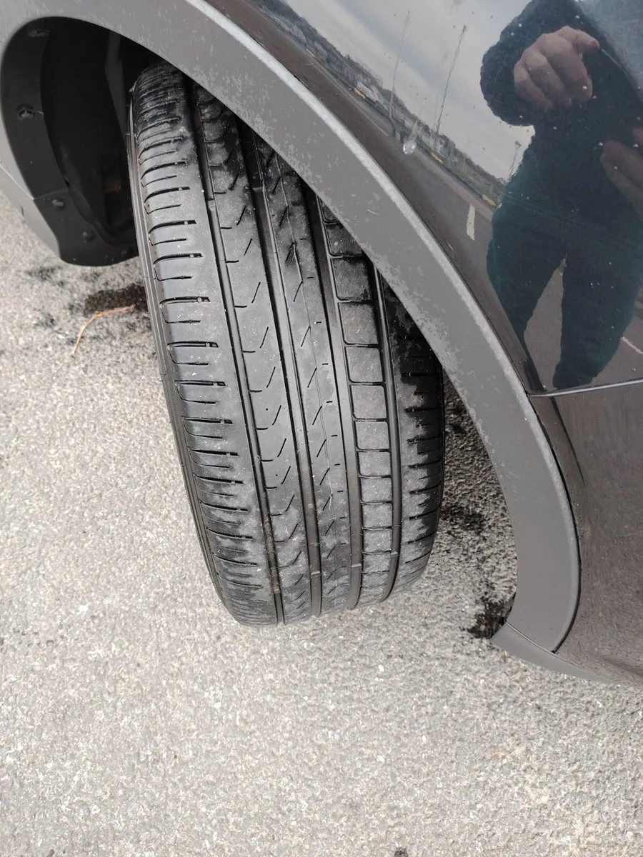 Ford Kuga 2015 - Image 2