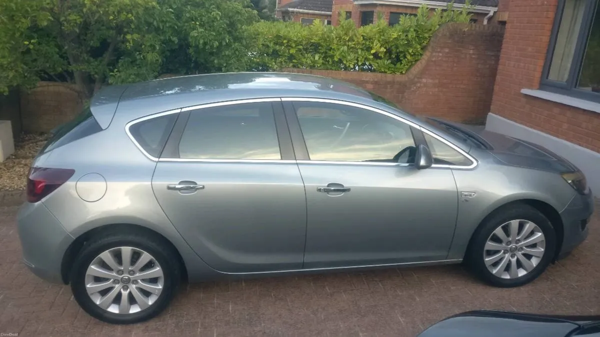 Vauxhall Astra 2.0L CDTI - Image 6