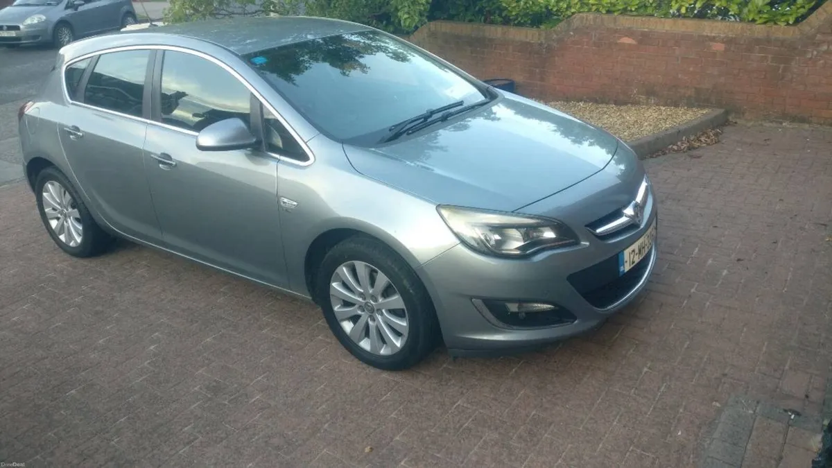 Vauxhall Astra 2.0L CDTI - Image 2