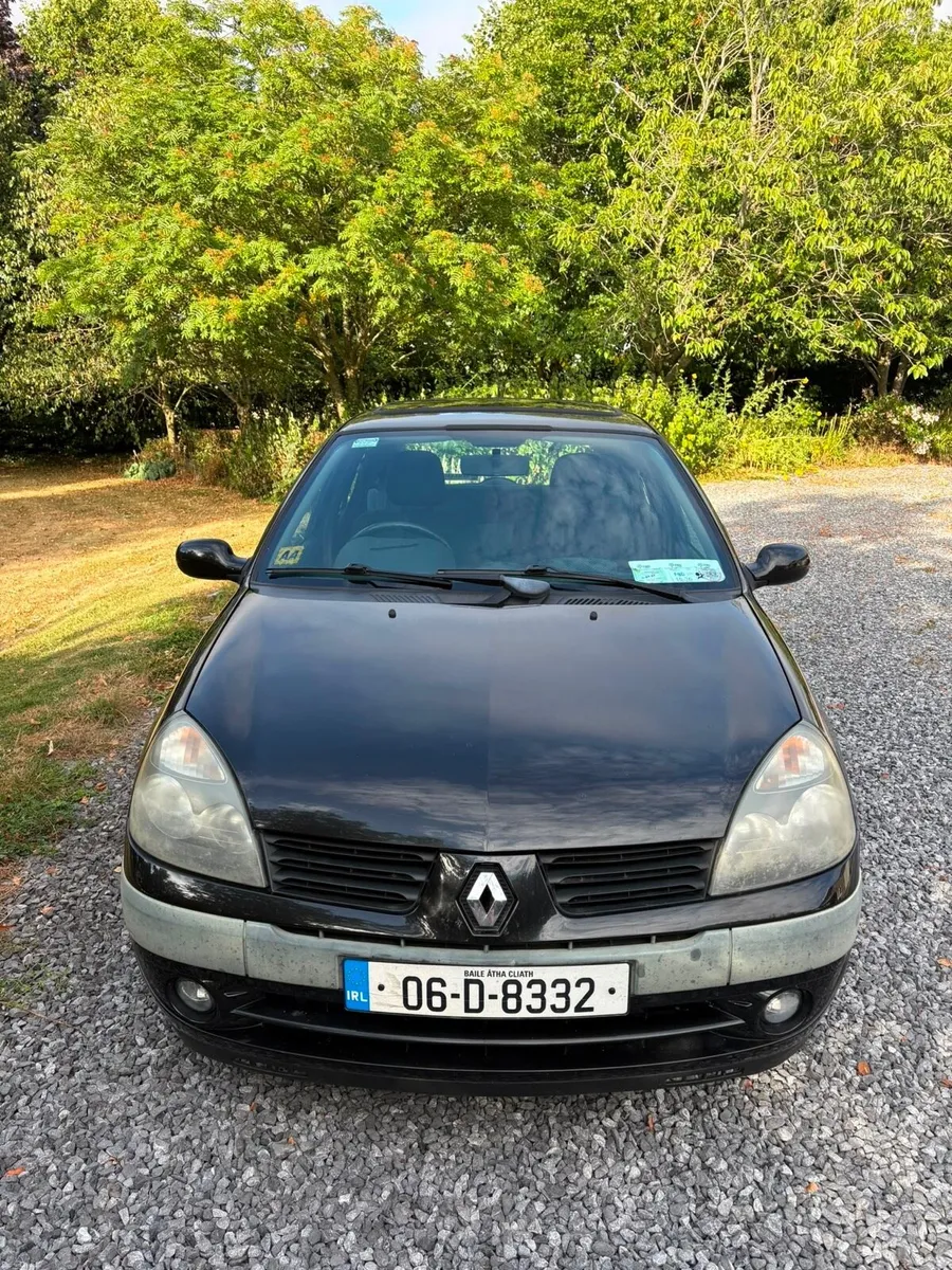 Renault Clio - Image 2