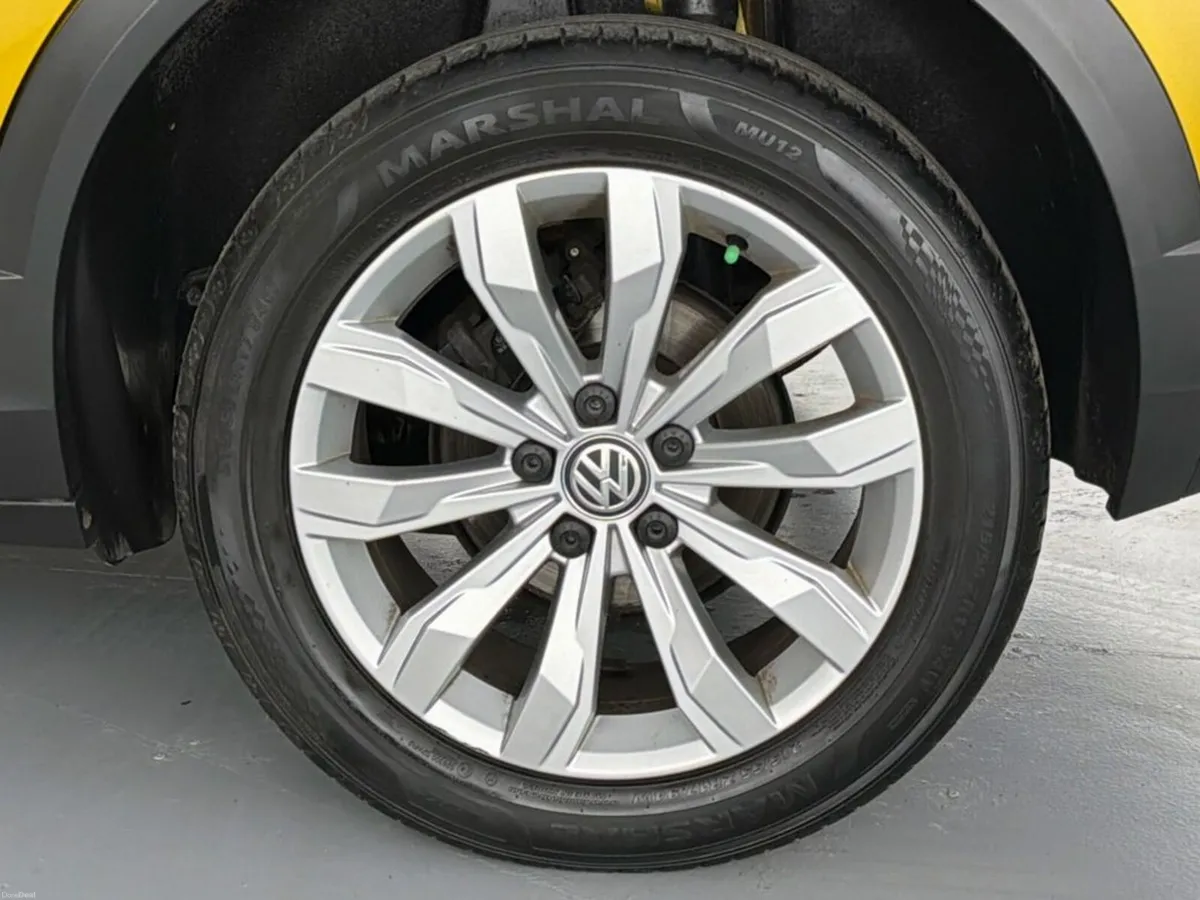 Volkswagen T-Roc Sport 2.0 TDI M6F 150HP 5DR - Image 3