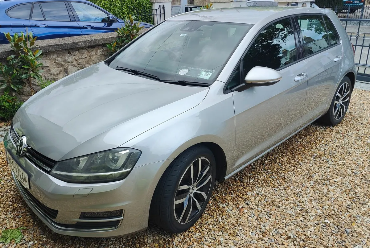 Volkswagen Golf 2014 TSI Bluemotion - Image 1