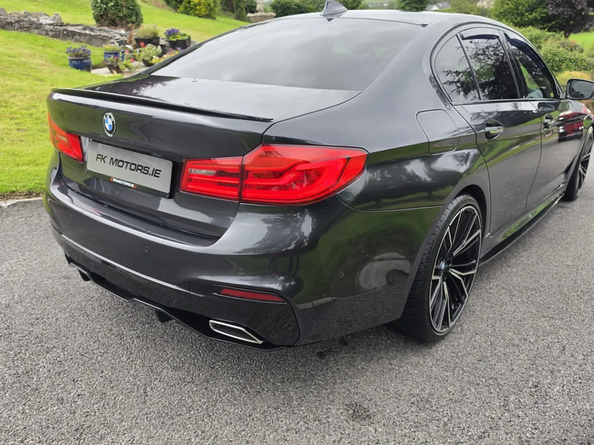 BMW 5-Series 2018 msport auto - Image 5
