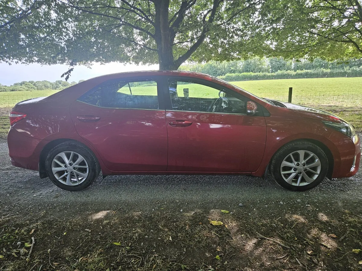 2016 Toyota Corolla - Image 2