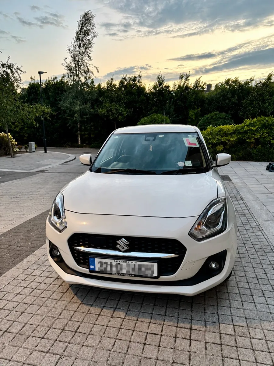 Suzuki Swift 2022 1.2 Hybrid DualJet SZ5 - Image 1