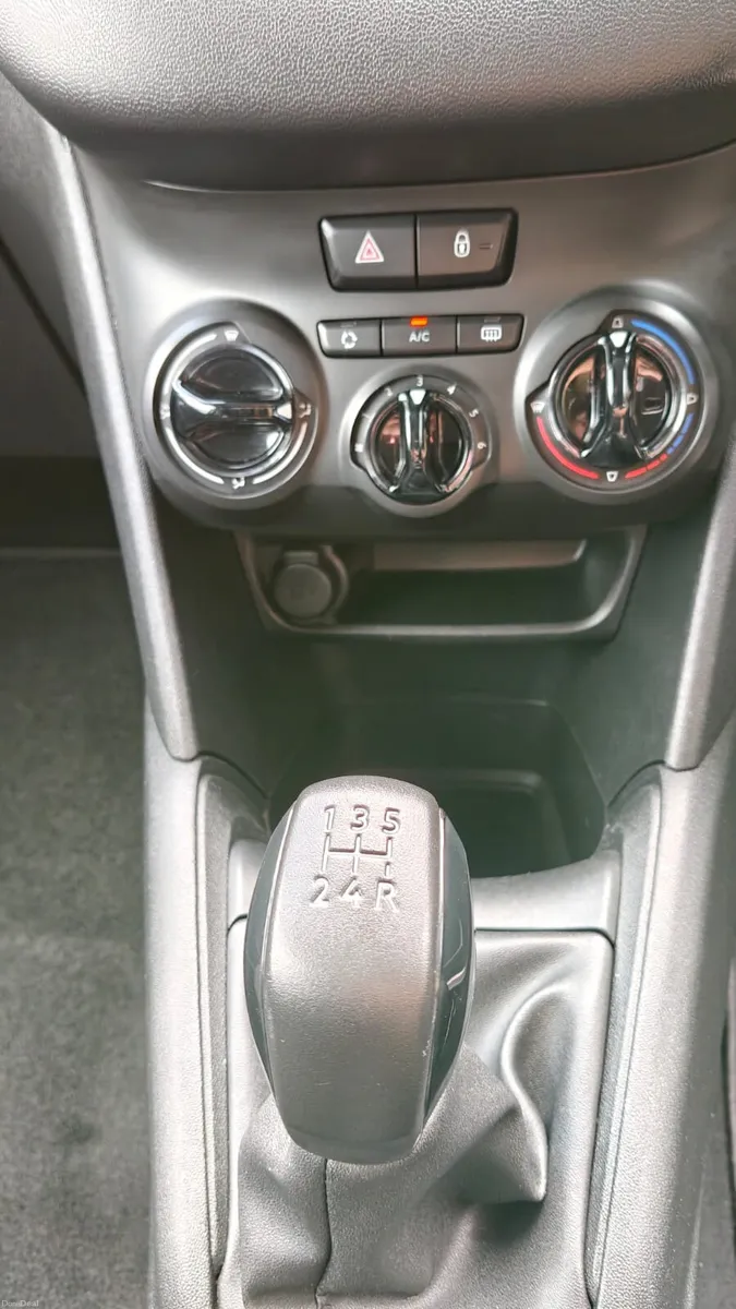 Peugeot 208 2015 1.0 Petrol Low Km T.Belt Done Nct - Image 6