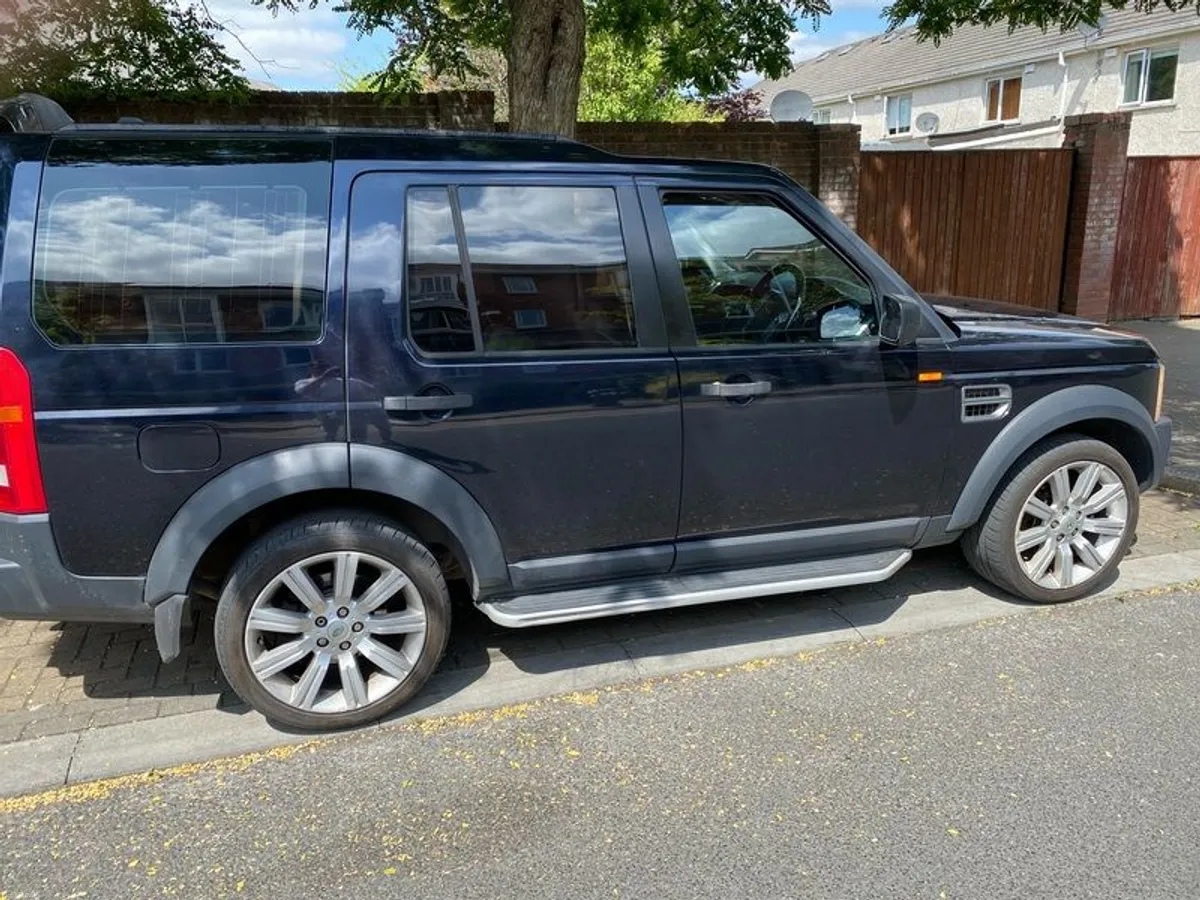 2008 Land Rover Discovery 3 - Image 1