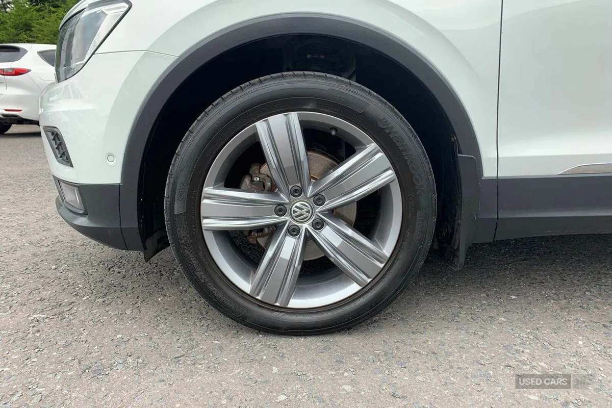 Volkswagen Tiguan 2.0 TDI Match Diesel DSG 4Motion - Image 6