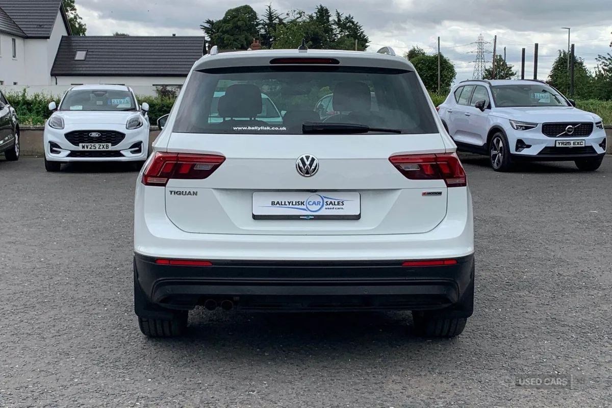 Volkswagen Tiguan 2.0 TDI Match Diesel DSG 4Motion - Image 5