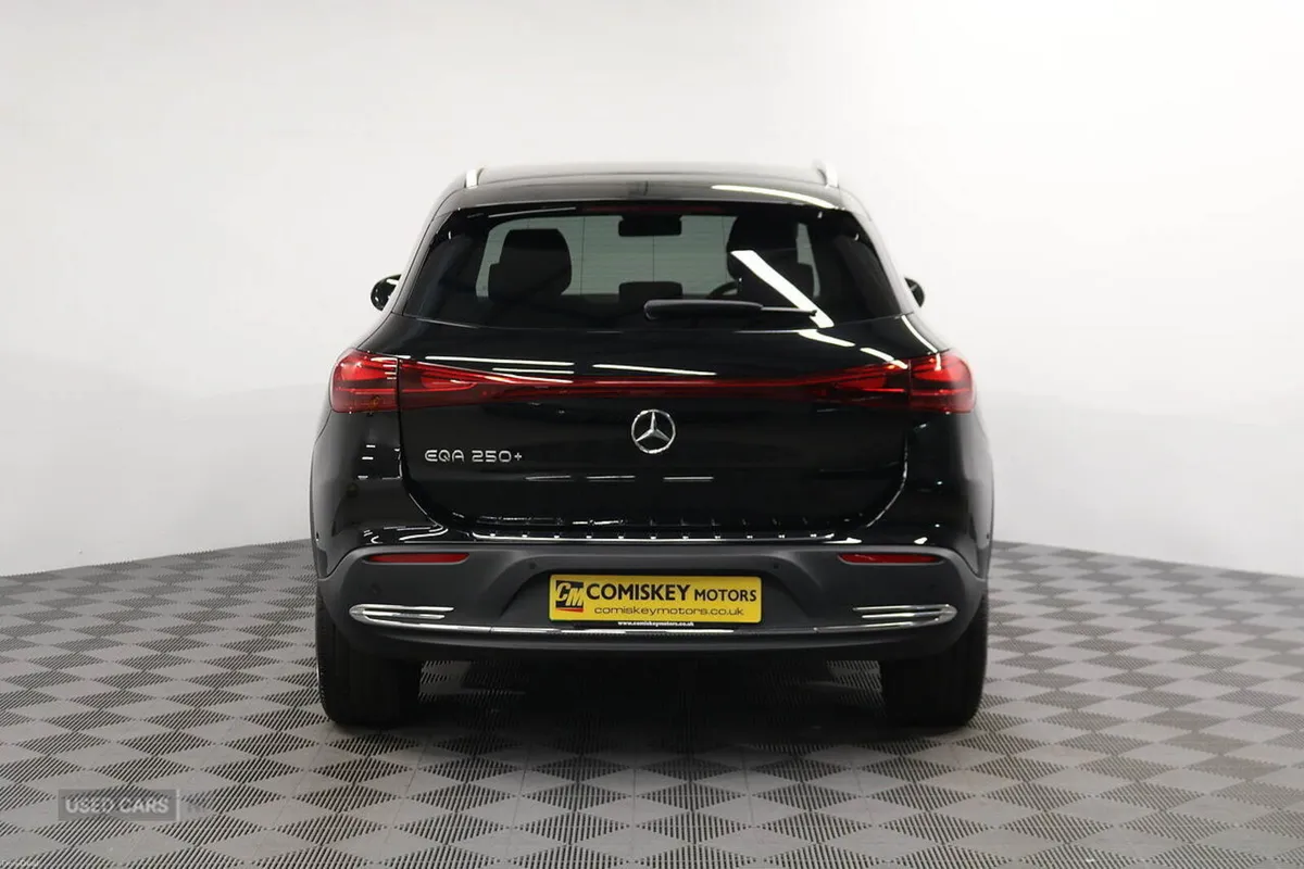 Mercedes-Benz EQA 250+ Sport - Image 5