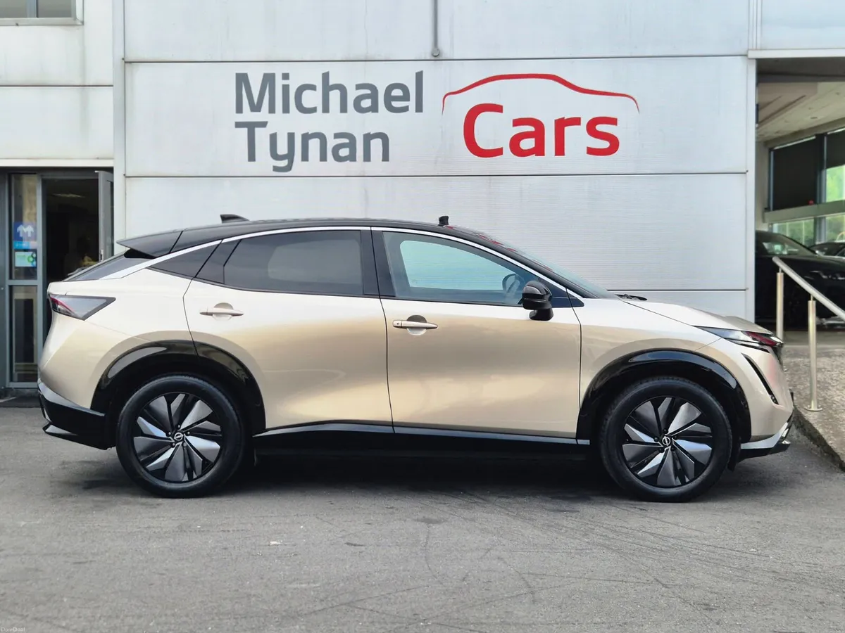 2024 Nissan Ariya Advance 87kwh Sunroof + 360* cam - Image 6