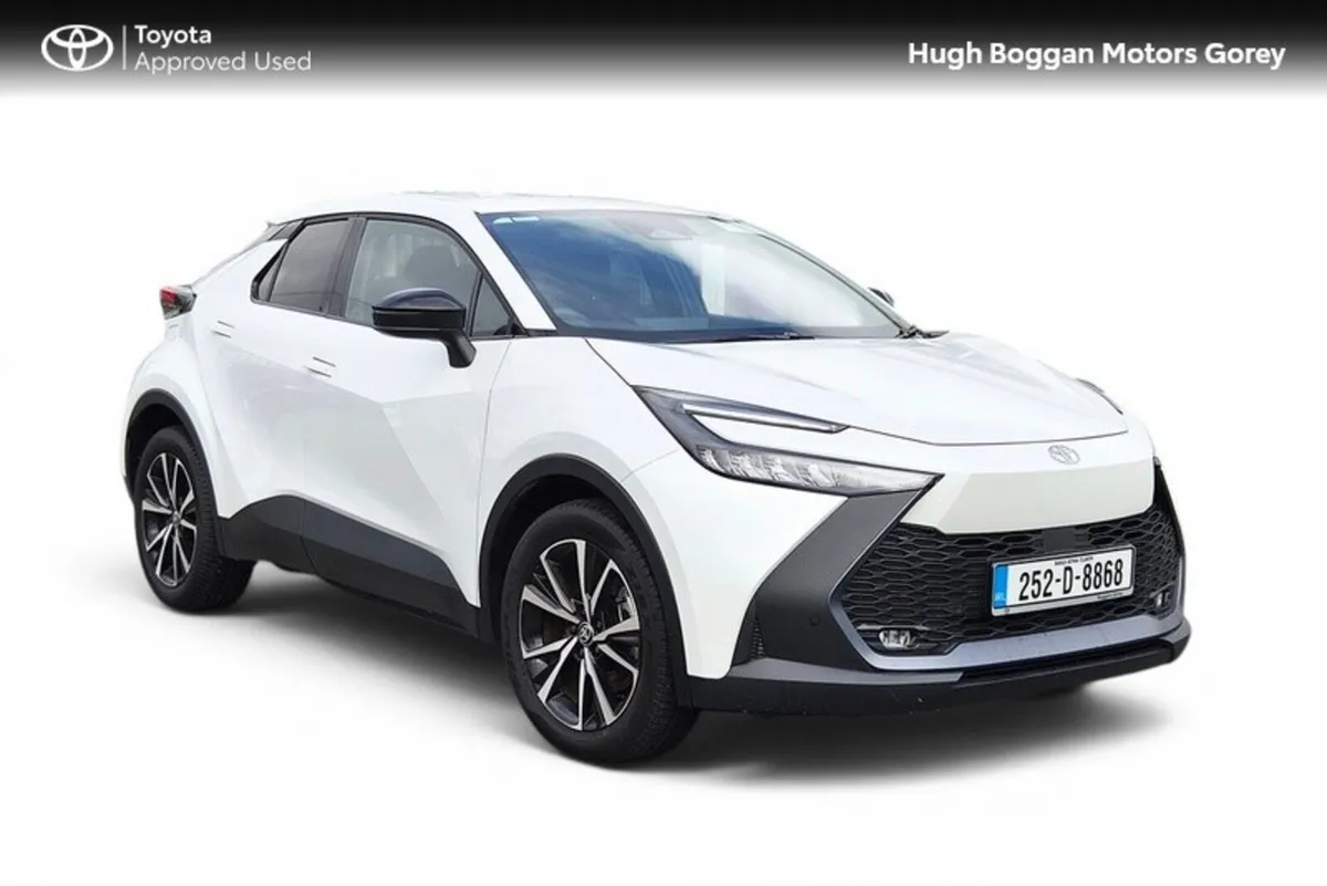 Toyota C-HR C-HR PHEV SPORT - Image 1