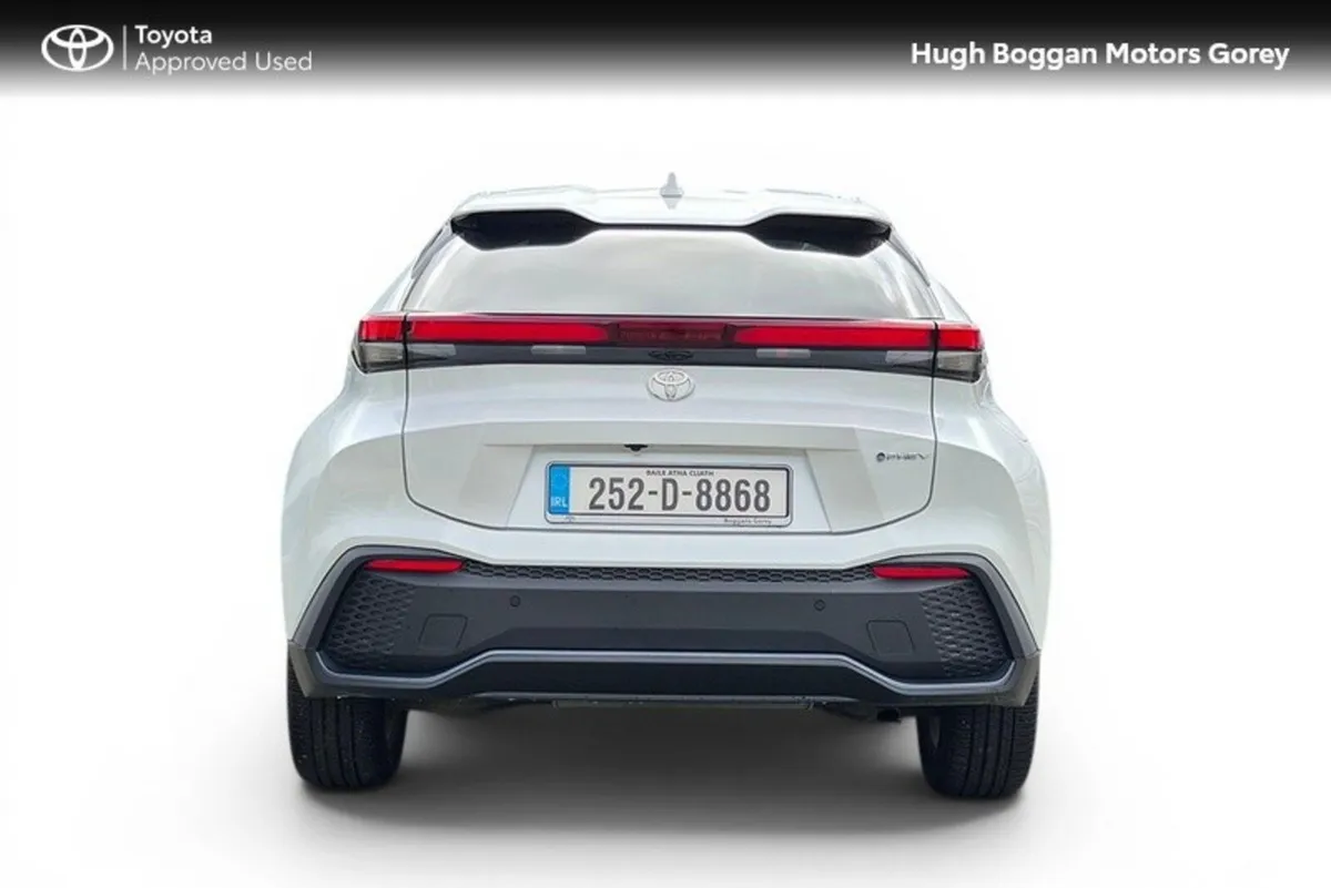 Toyota C-HR C-HR PHEV SPORT - Image 4
