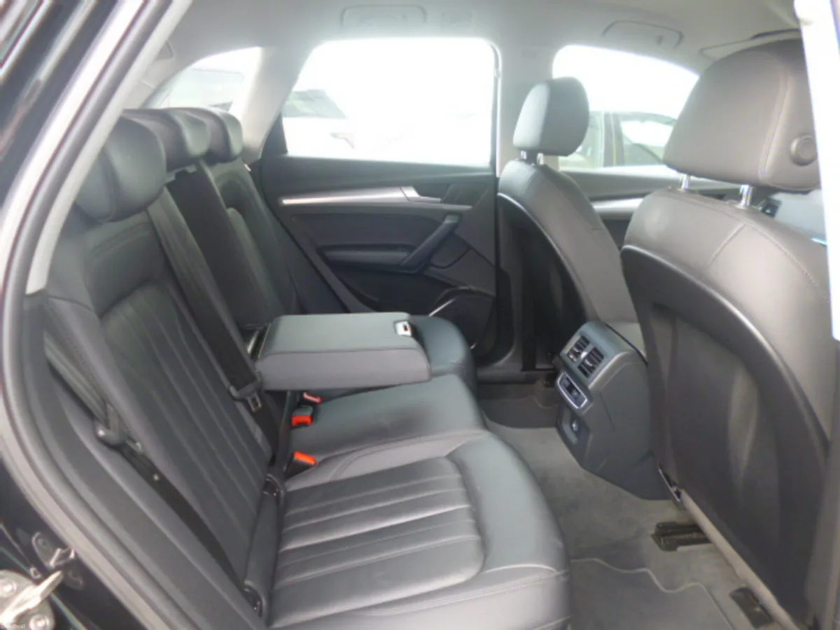 Audi Q5 35 TDI 163HP S tronic SE 2023 - Image 5