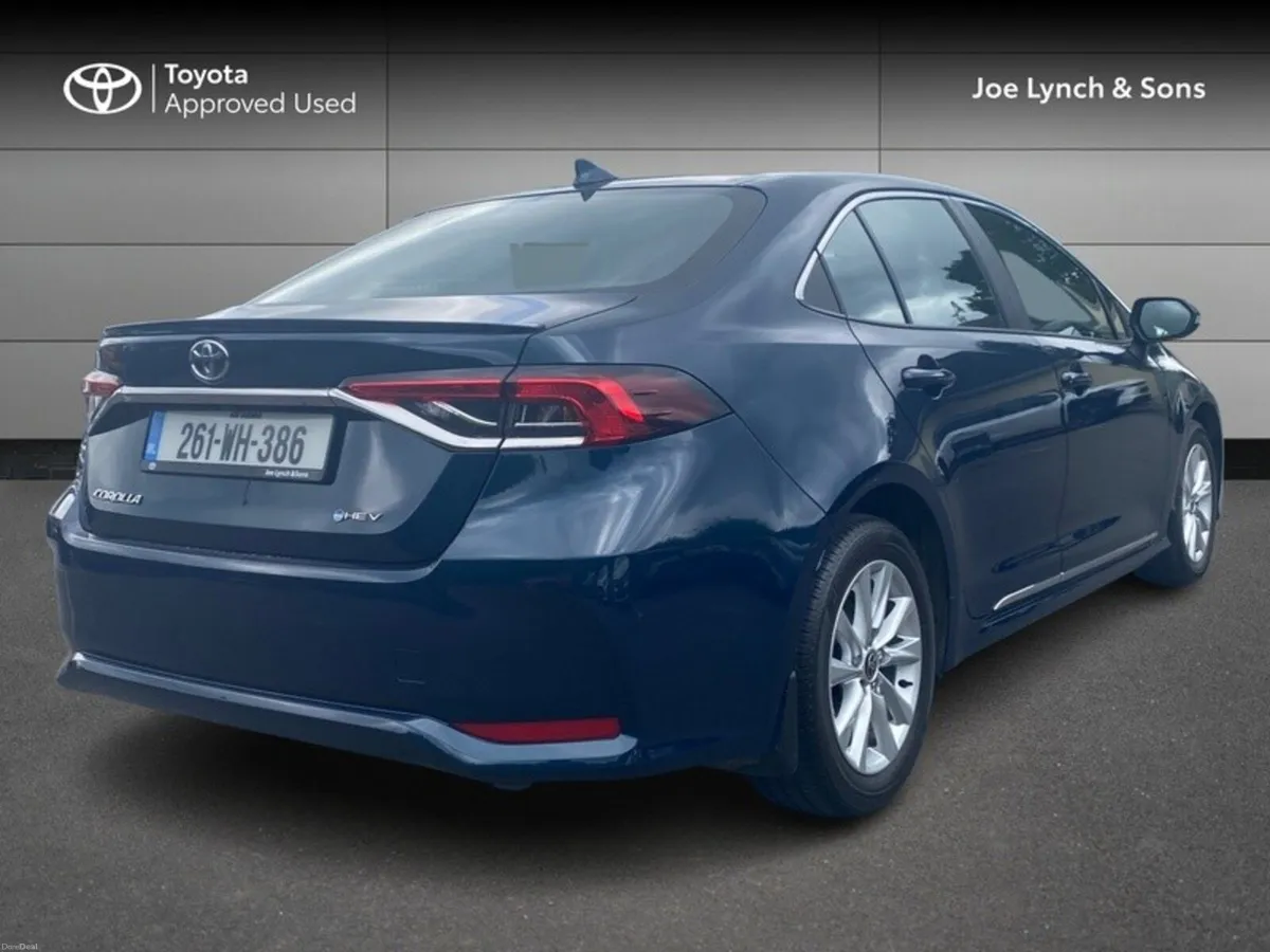 Toyota Corolla COROLLA SALOON LUNA - Image 2