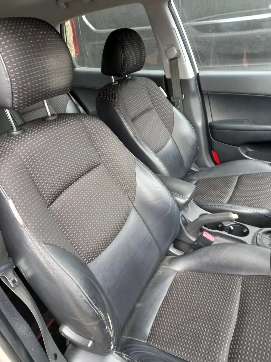 2010 Hyundai i30 1.6 Diesel - Image 4