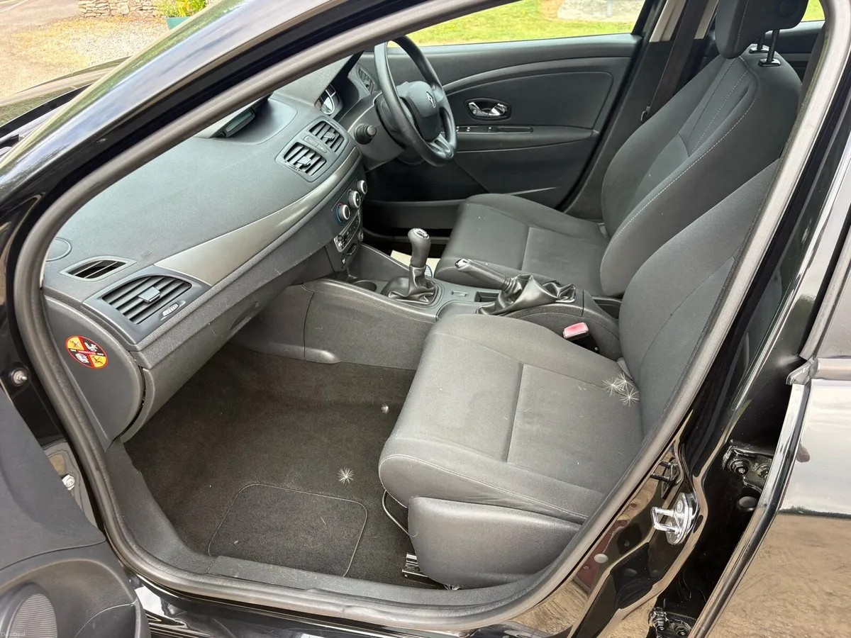 Renault Megane - Image 5