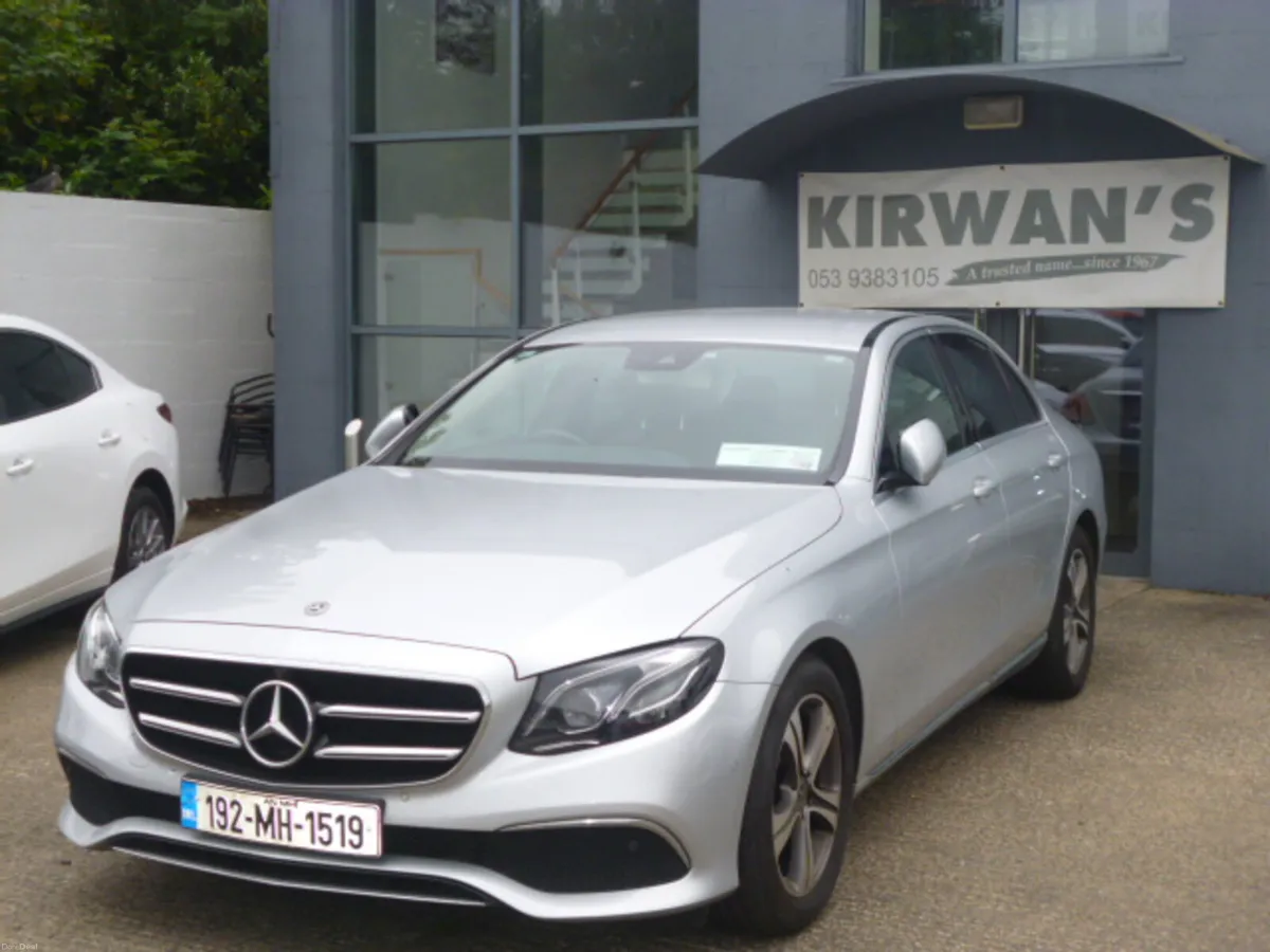 Mercedes E220d 2.0L AVANTGARDE AUTO 2019 - Image 3