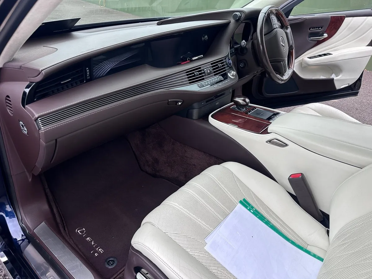Lexus LS500h - Image 4