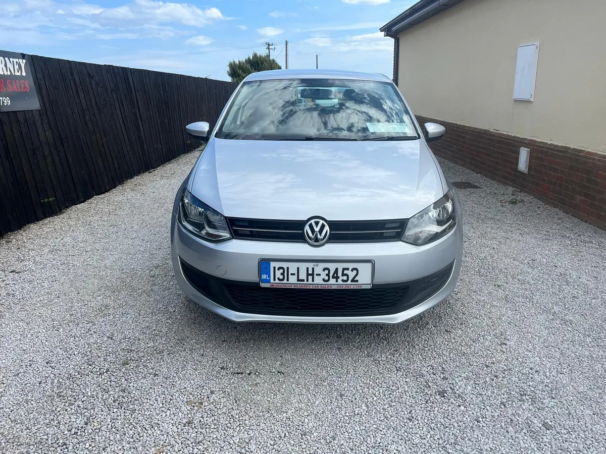 Volkswagen Polo 2013 Automatic - Image 2