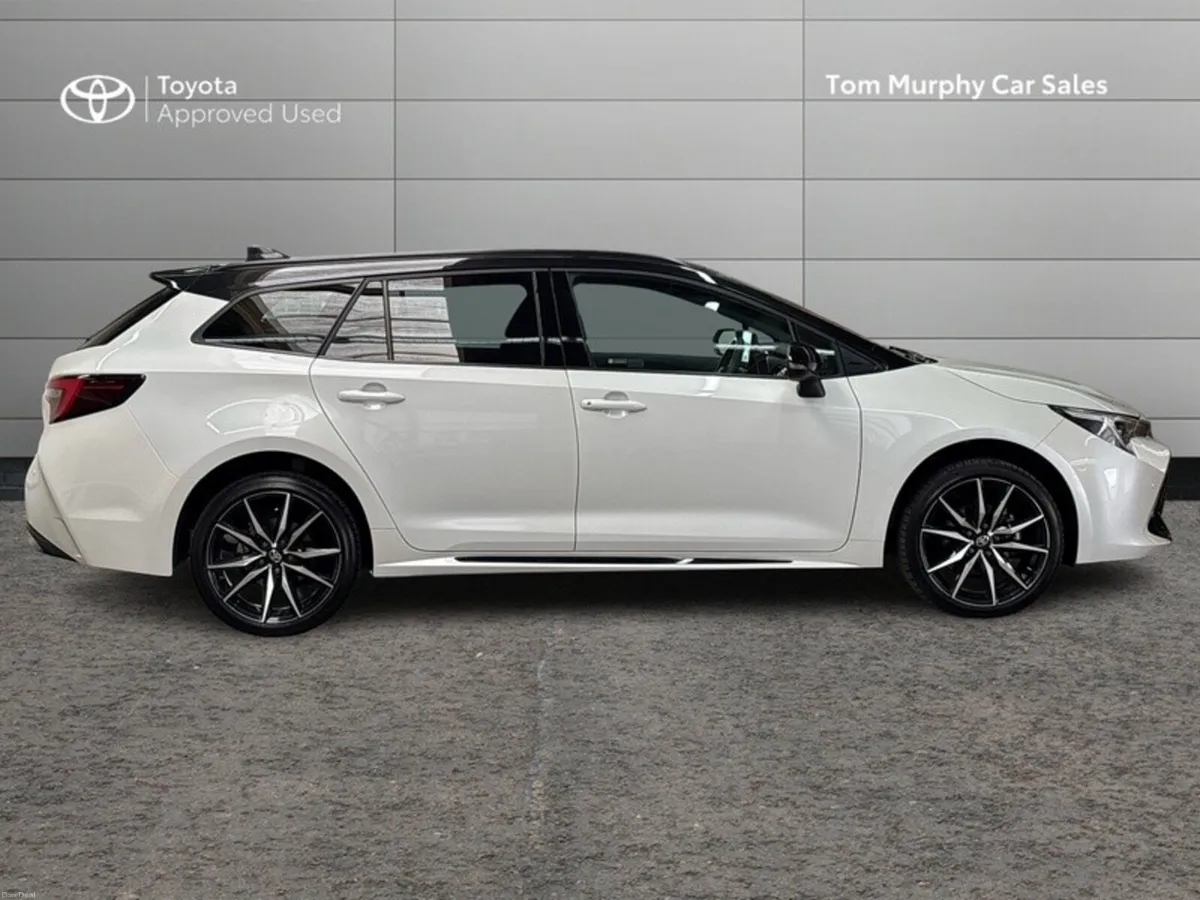 Toyota Corolla COROLLA HYB GR SPORT T/S - TOP GR S - Image 3