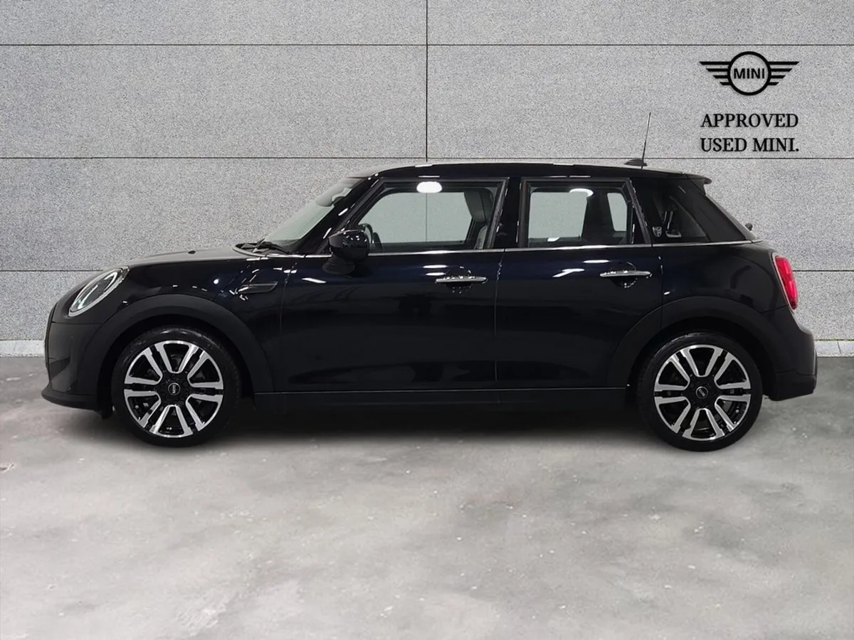 Mini Cooper Cooper Exclusive Auto - Image 3