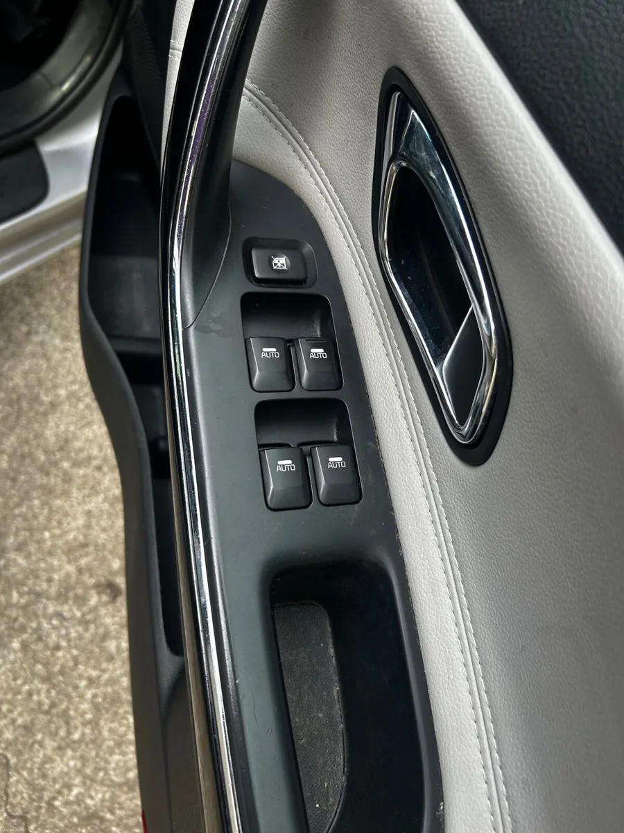 Kia Ceed 2015 - Image 6