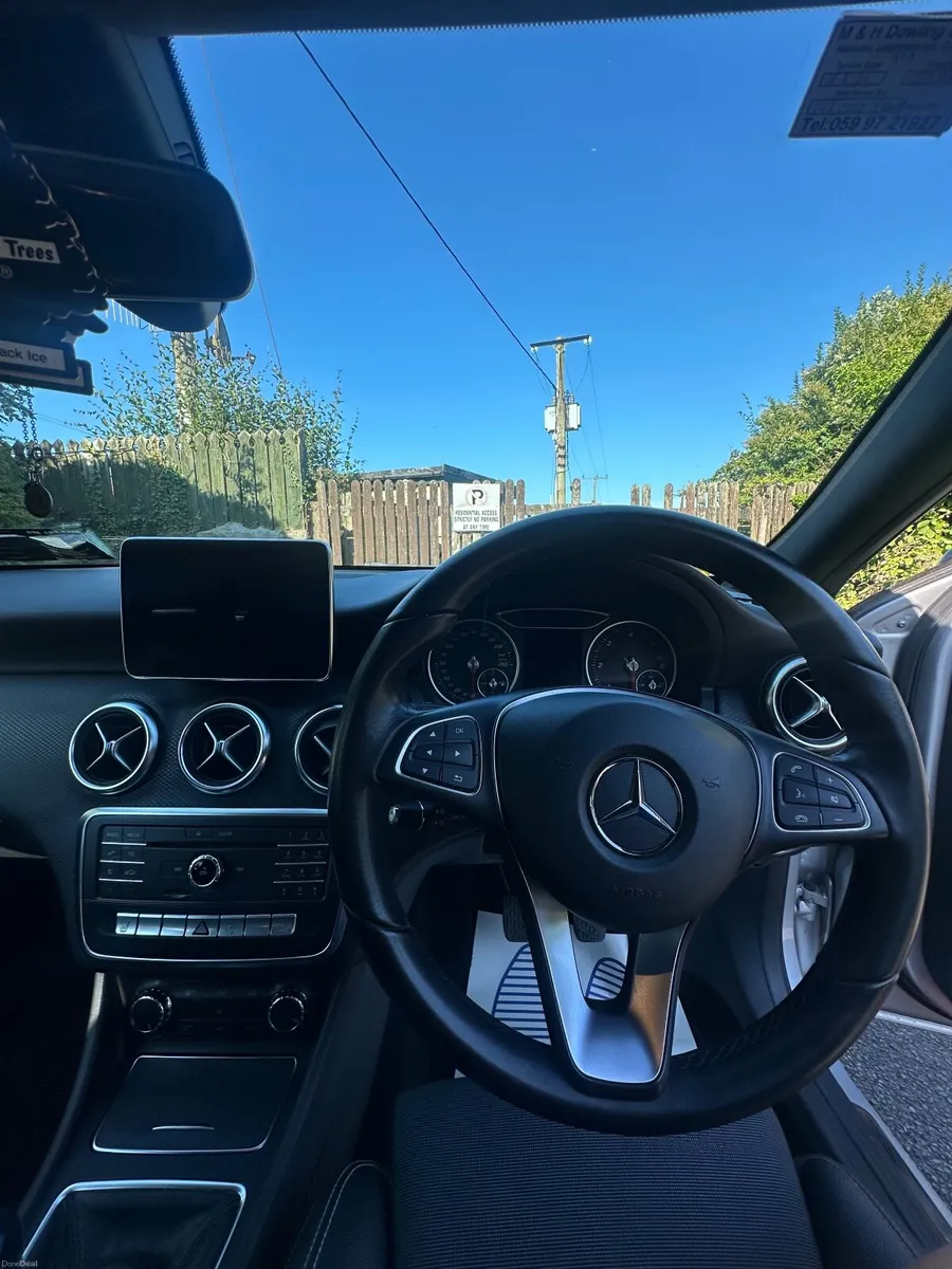 Mercedes-Benz A-Class 2017 160d Style - Image 4
