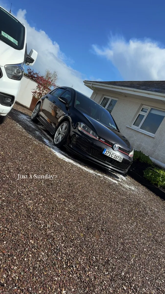 Volkswagen Golf GTI 2017 - Image 1