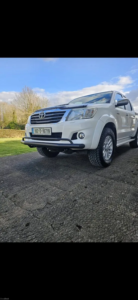 Toyota Hilux - Image 1