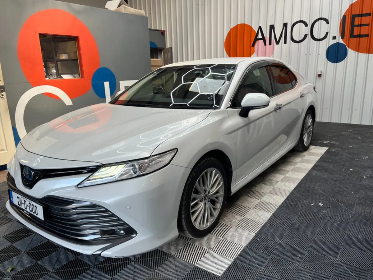 Toyota Camry 2021 TOYOTA CAMRY X 2.5 AUTOMATIC / C - Image 4