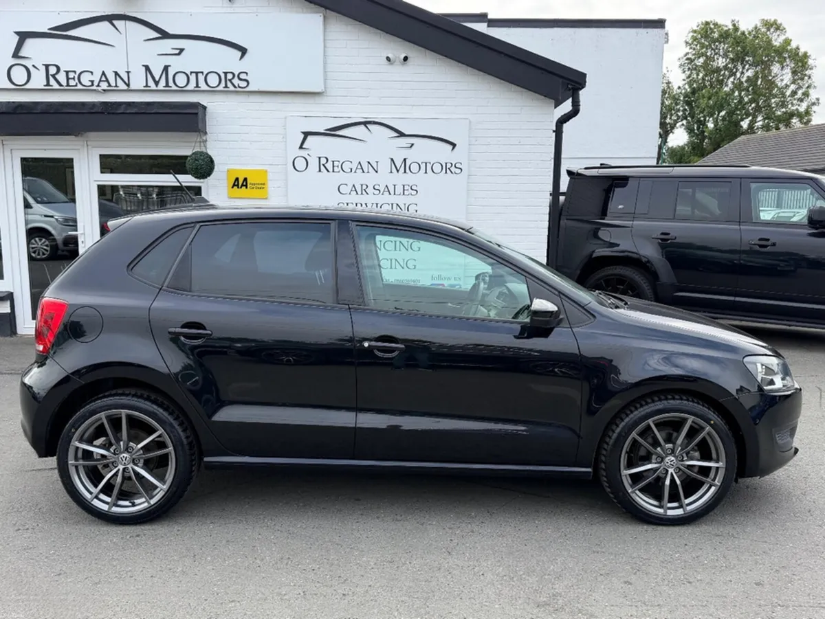 Volkswagen Polo 1.2 COMFORTLINE TECHNOLOGY AUTO - Image 2