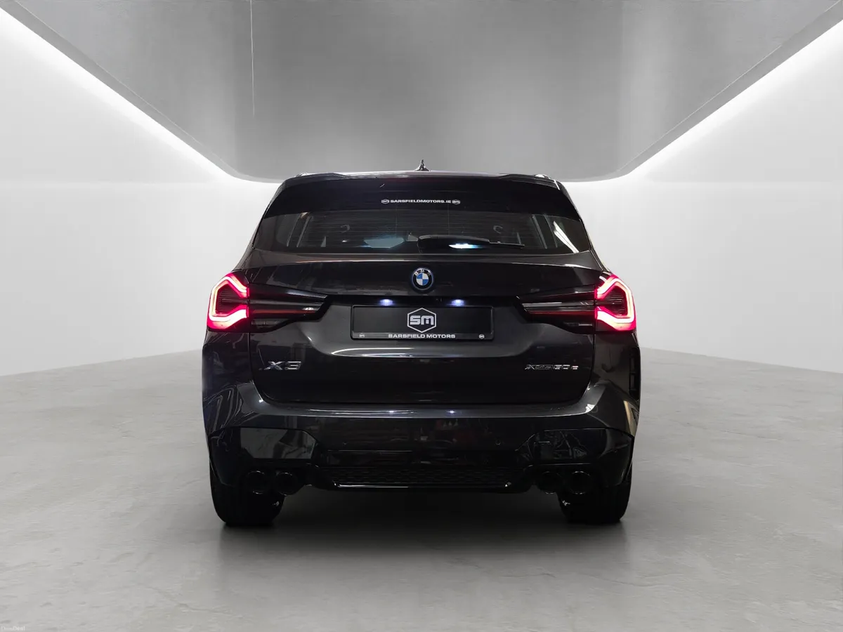 2023 BMW X3 XDRIVE 30E. - Image 5