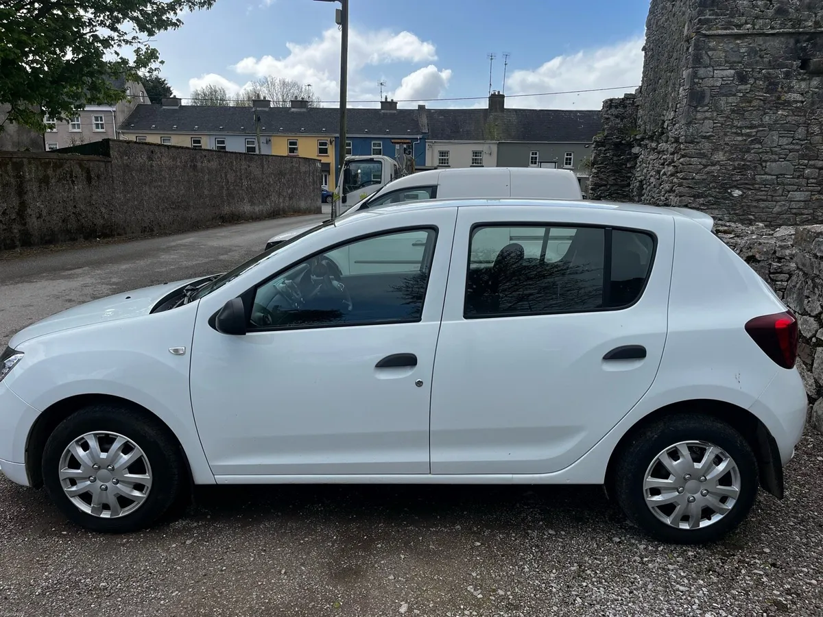 Dacia Sandero - Image 6