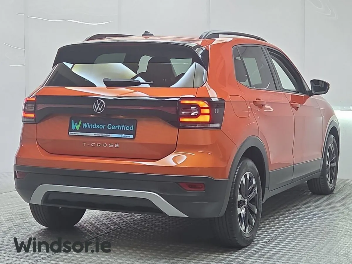Volkswagen T-Cross 1.0 TSI Active DSG - Image 2
