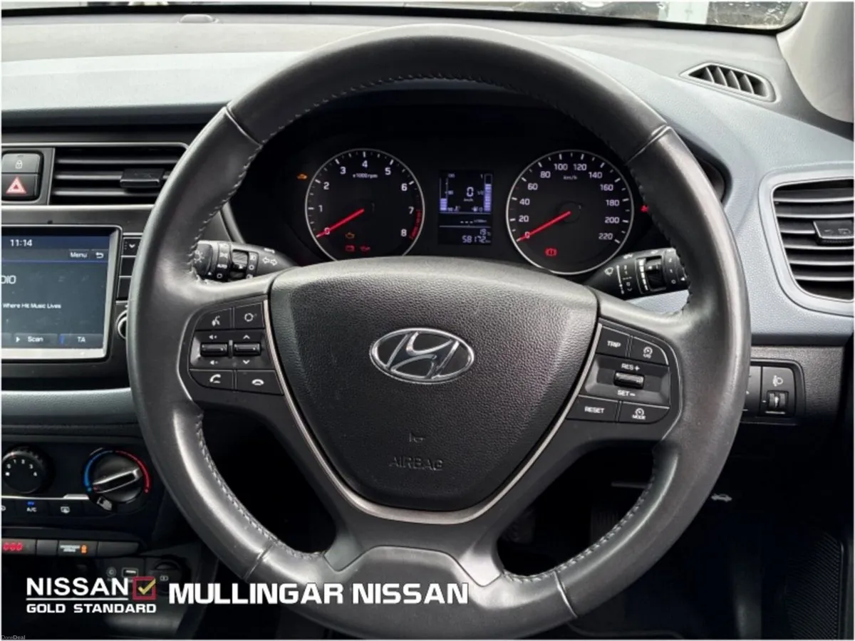 Hyundai i20 1.2 Deluxe Plus - Image 2