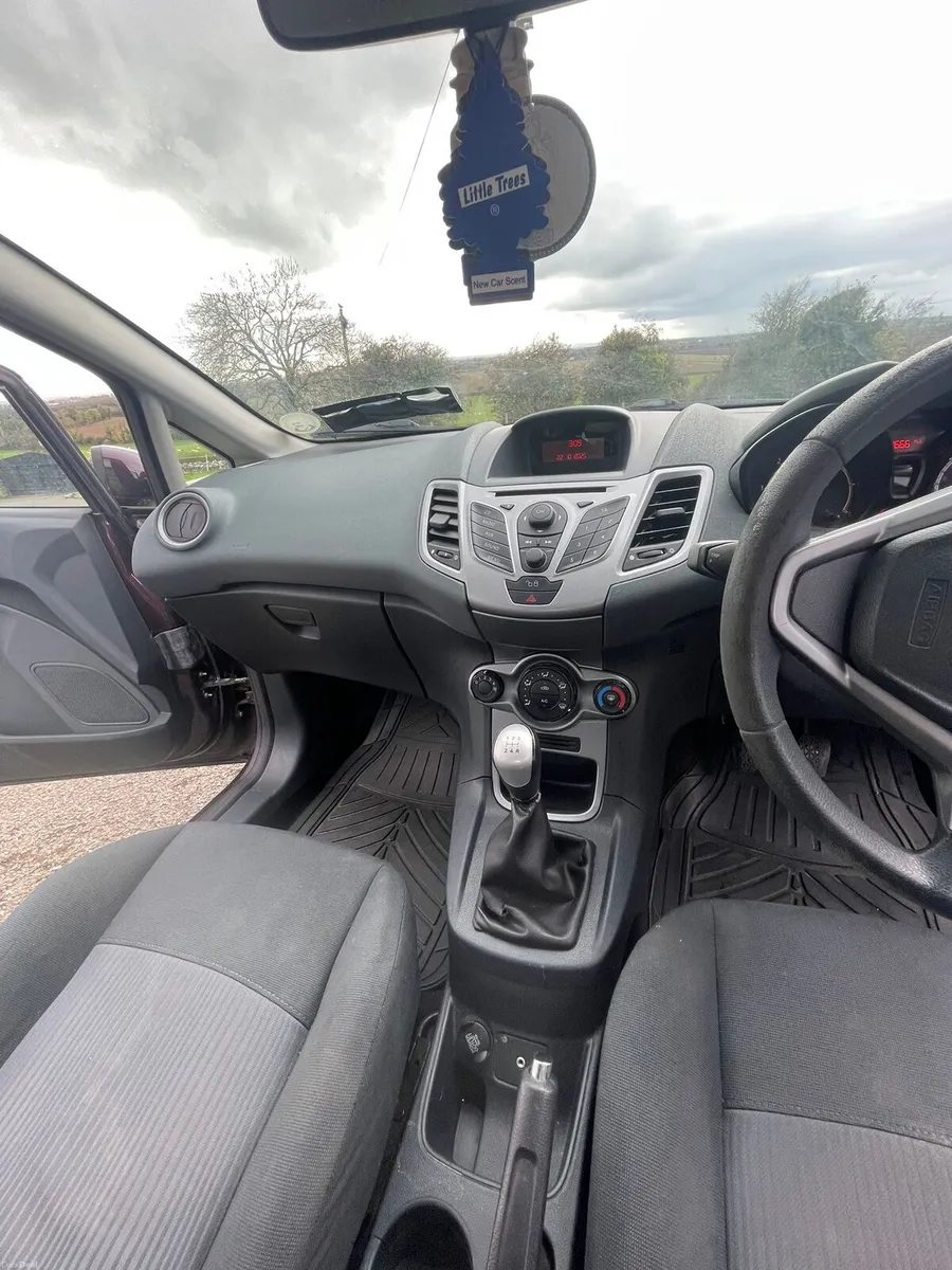 Ford Fiest 1.4 Diesel - Image 5