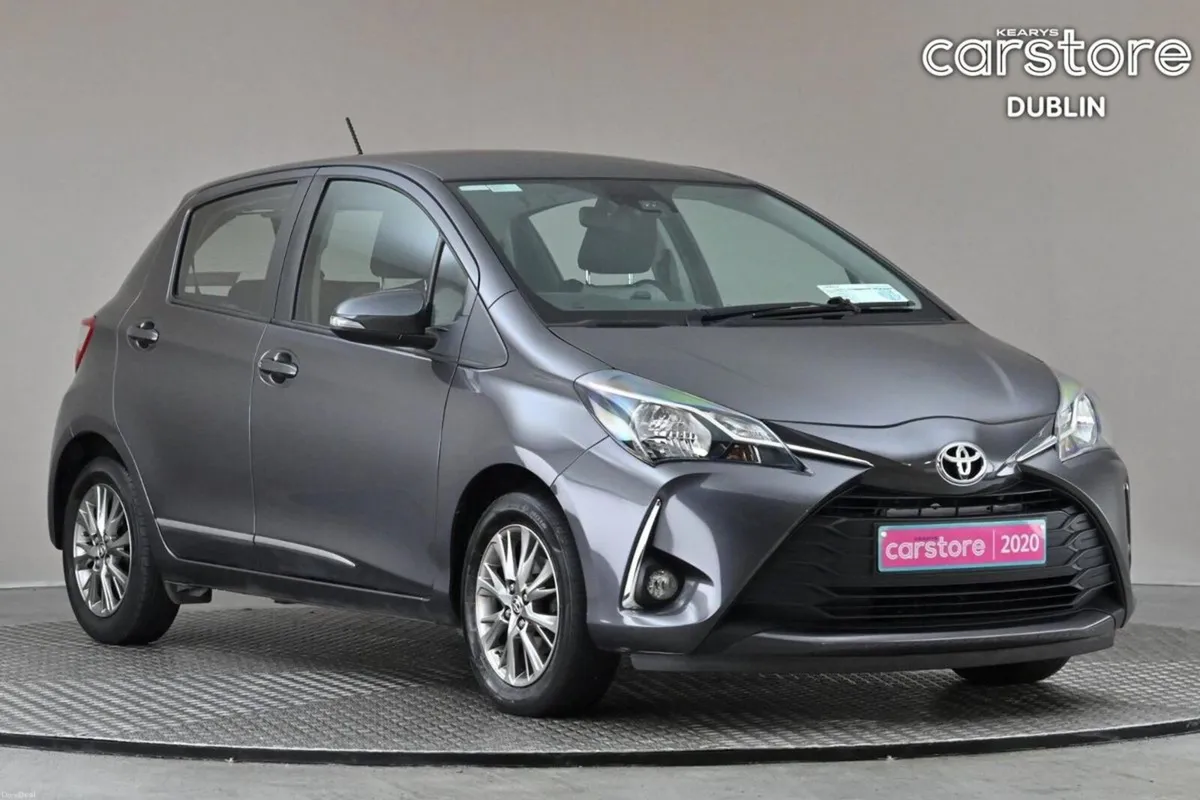 Toyota Yaris 1.0 VVT-I LUNA 5SPD **REVERSE CAM** - Image 1