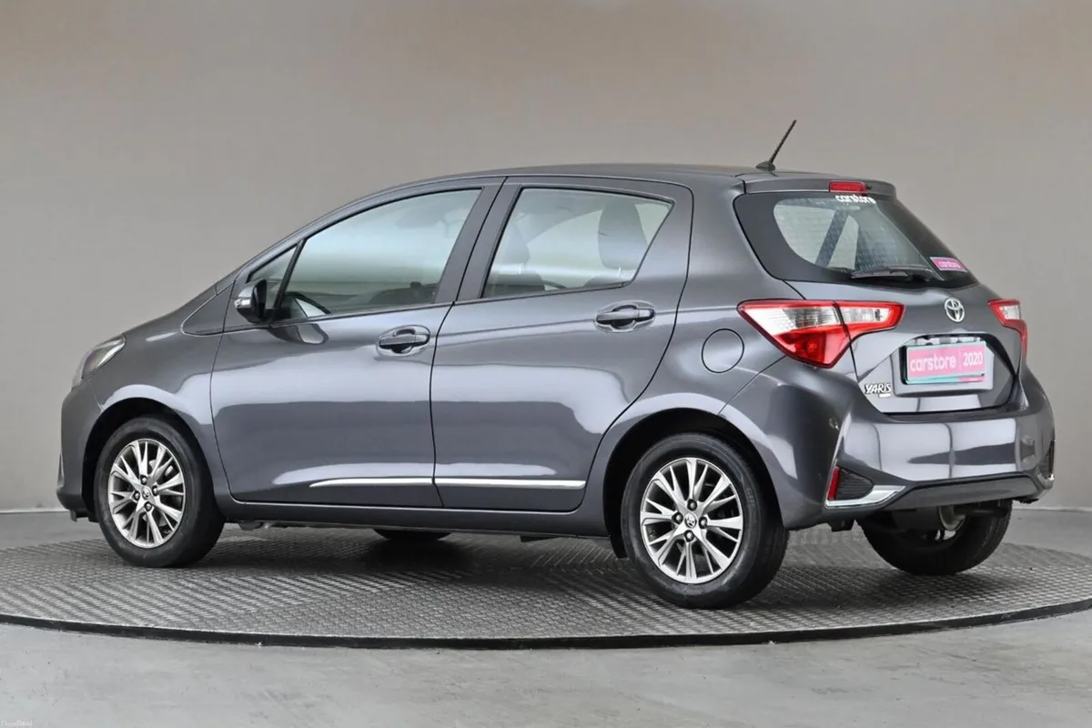 Toyota Yaris 1.0 VVT-I LUNA 5SPD **REVERSE CAM** - Image 6