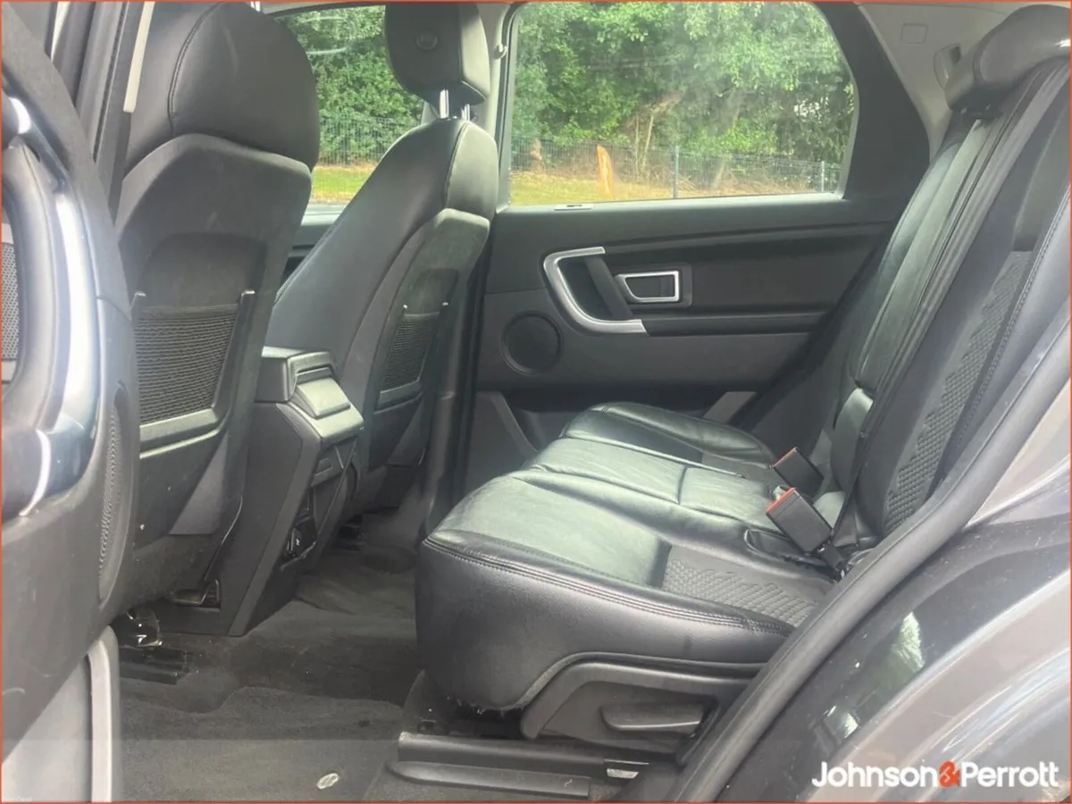 Land Rover Discovery Sport 2.0 TD4 150PS AUTO SE 7 - Image 5